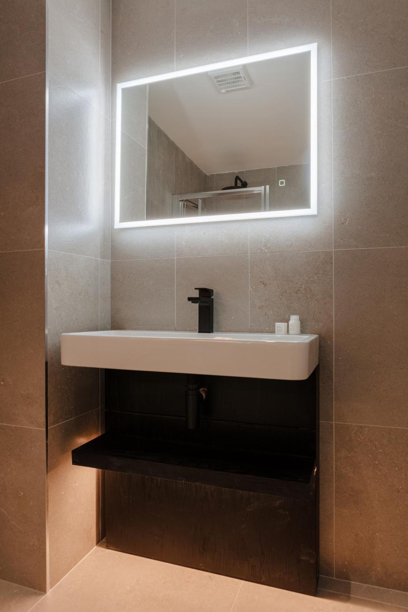 The Earl Hotel Leeson Street, Sonder By Marriott Bonvoy دبلن الغرفة الصورة